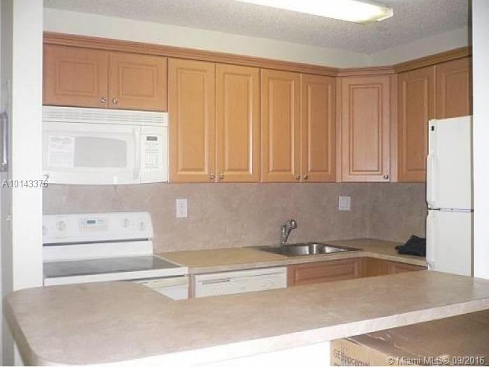 The Courts At Kendall Con - Residential Lease