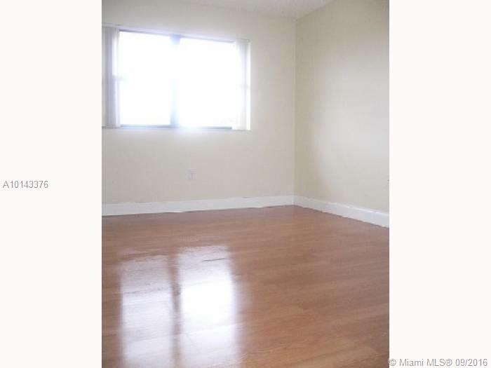 The Courts At Kendall Con - Residential Lease