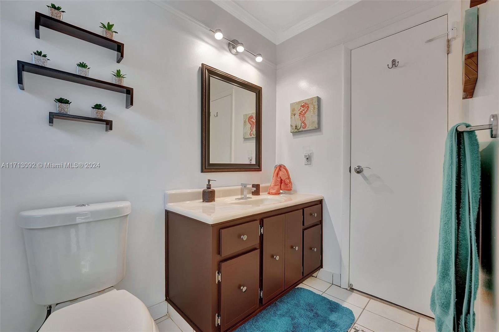 ALOHA GARDENS CONDO - Residential