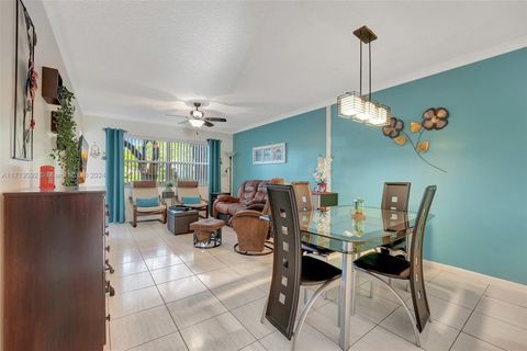 A home in Lauderdale Lakes