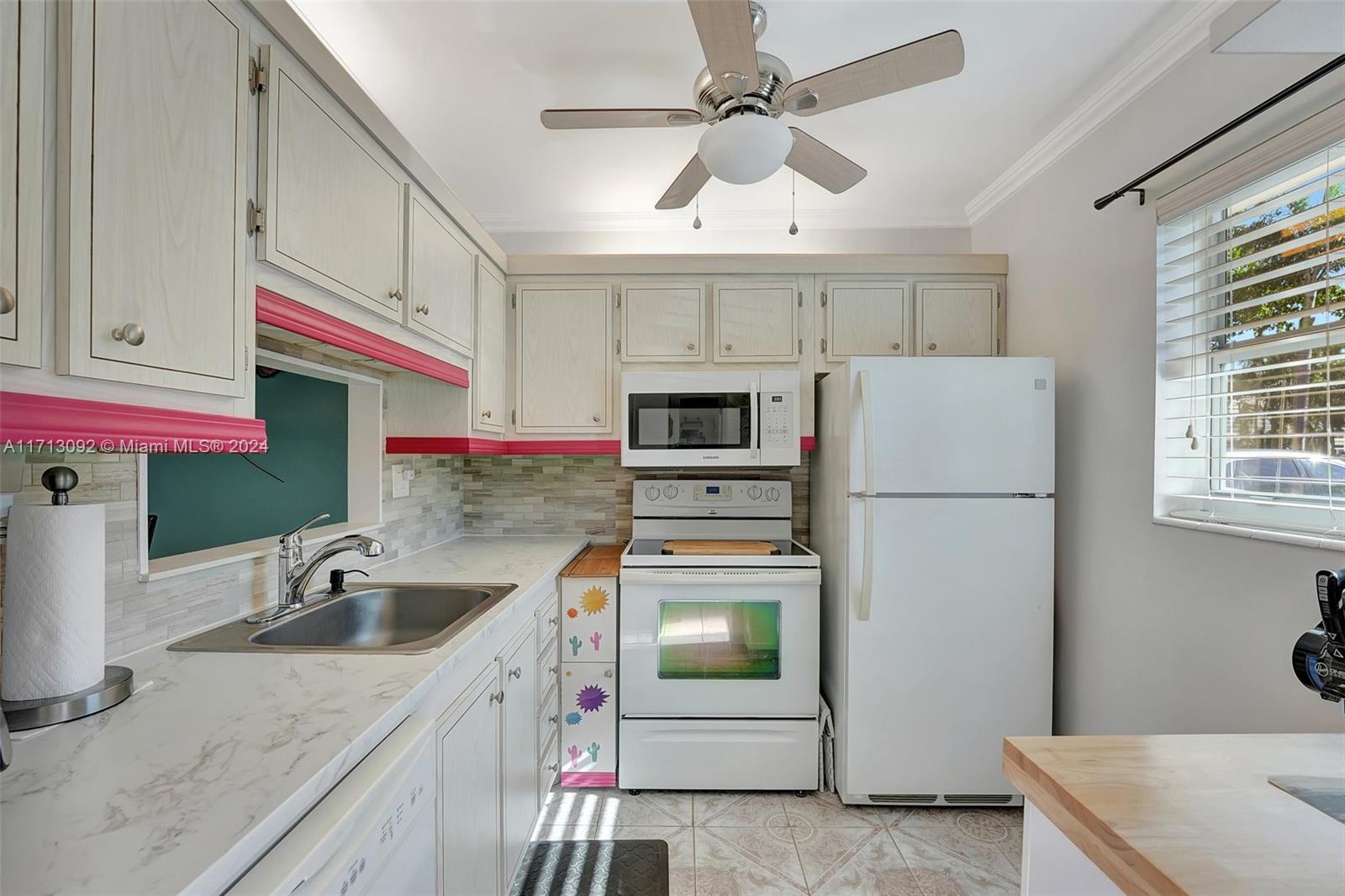 ALOHA GARDENS CONDO - Residential