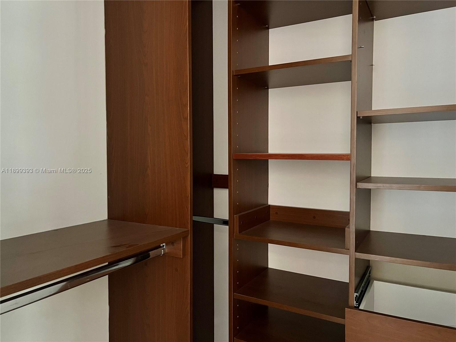 TROPICAL ISLE HOMES SUB 2 - Residential Lease