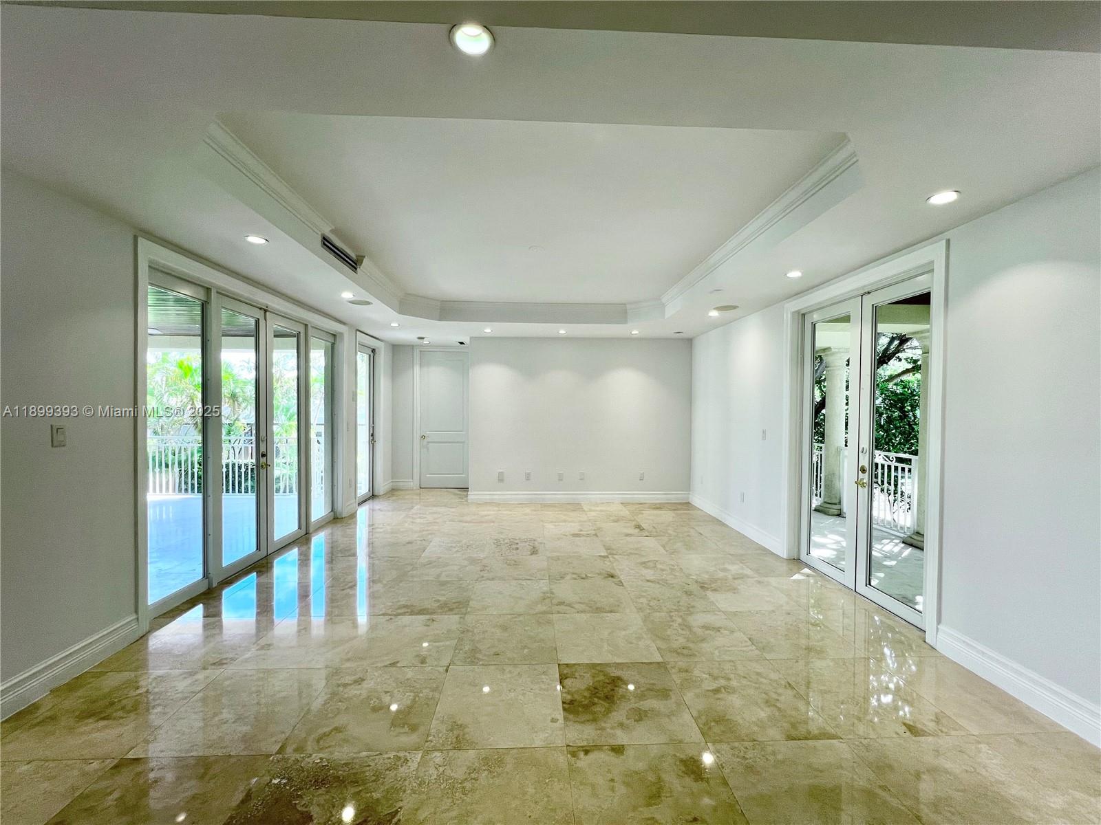 TROPICAL ISLE HOMES SUB 2 - Residential Lease