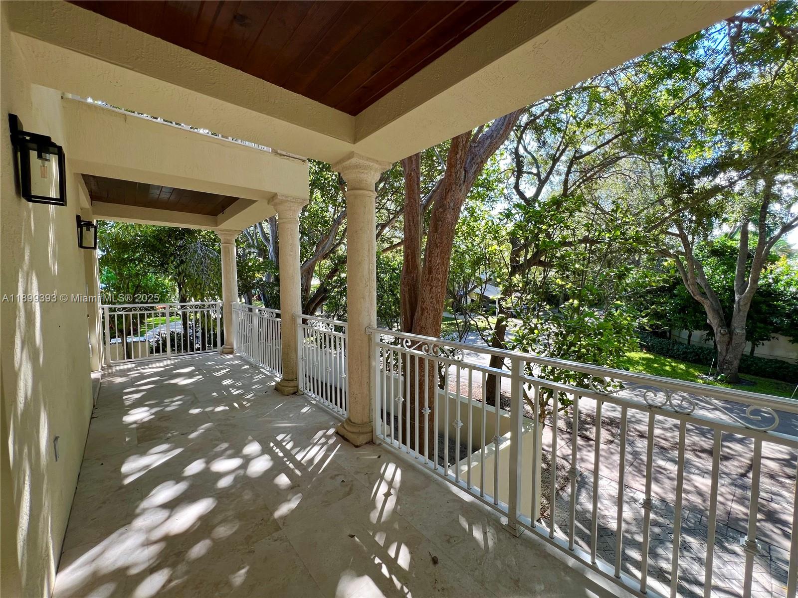 TROPICAL ISLE HOMES SUB 2 - Residential Lease