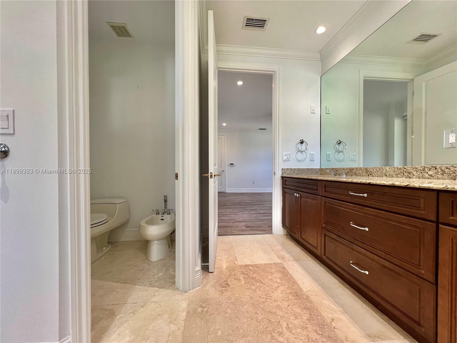 TROPICAL ISLE HOMES SUB 2 - Residential Lease