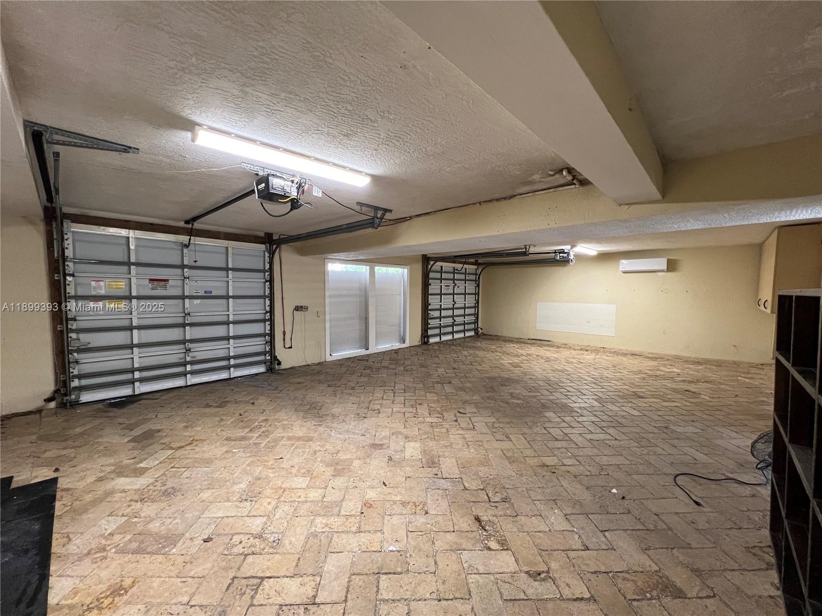 TROPICAL ISLE HOMES SUB 2 - Residential Lease