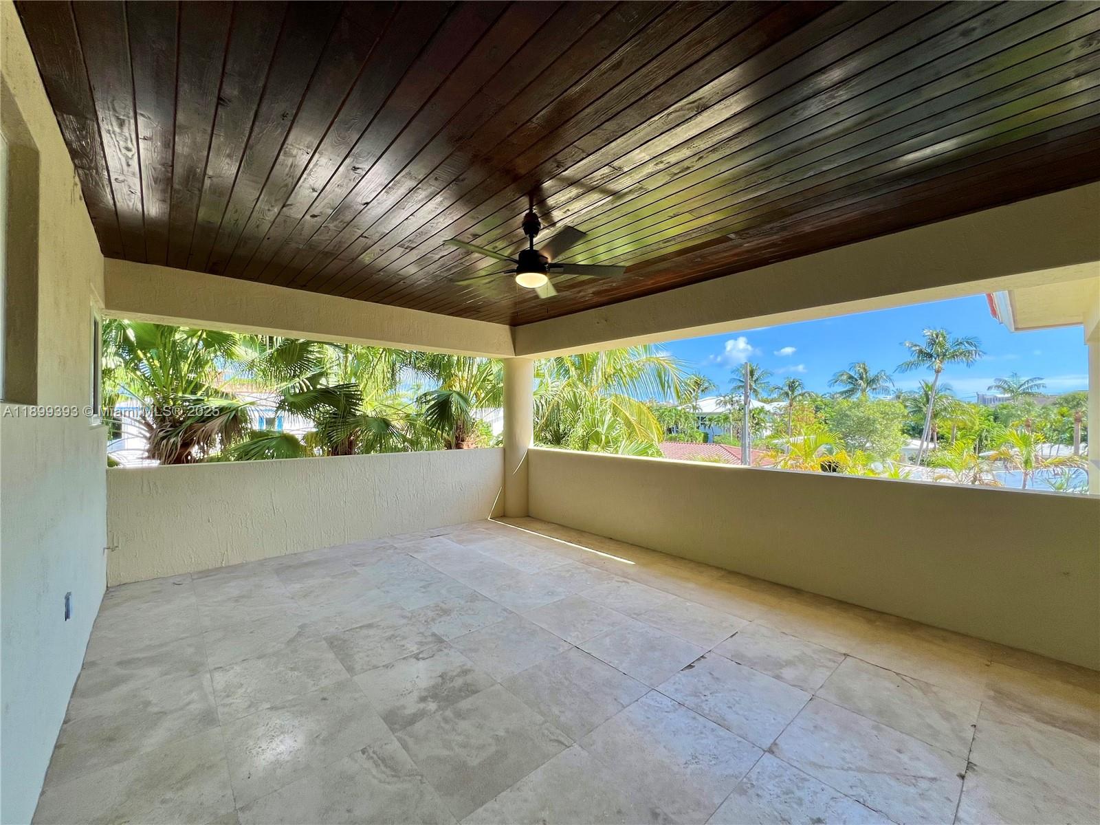 TROPICAL ISLE HOMES SUB 2 - Residential Lease