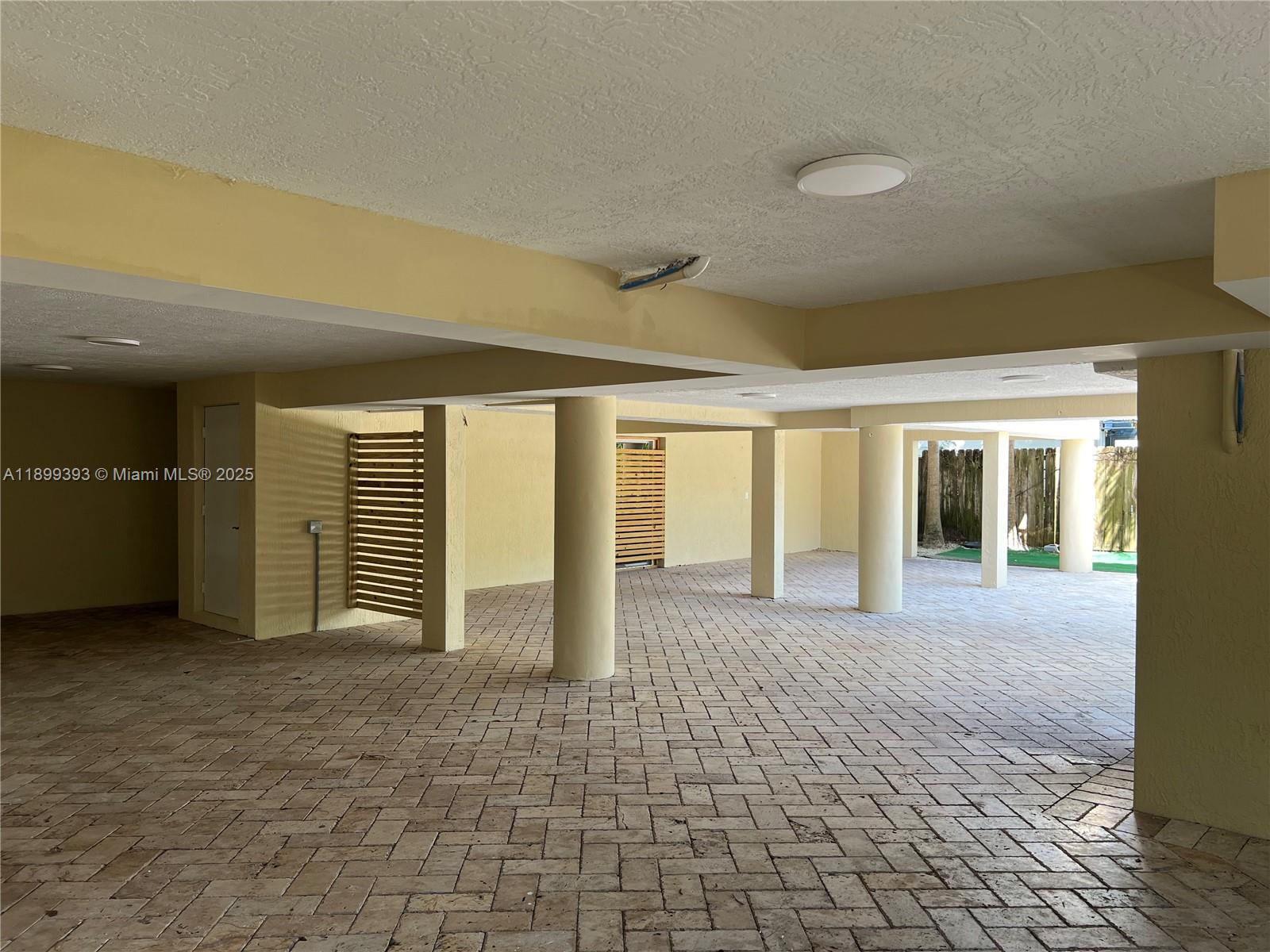 TROPICAL ISLE HOMES SUB 2 - Residential Lease