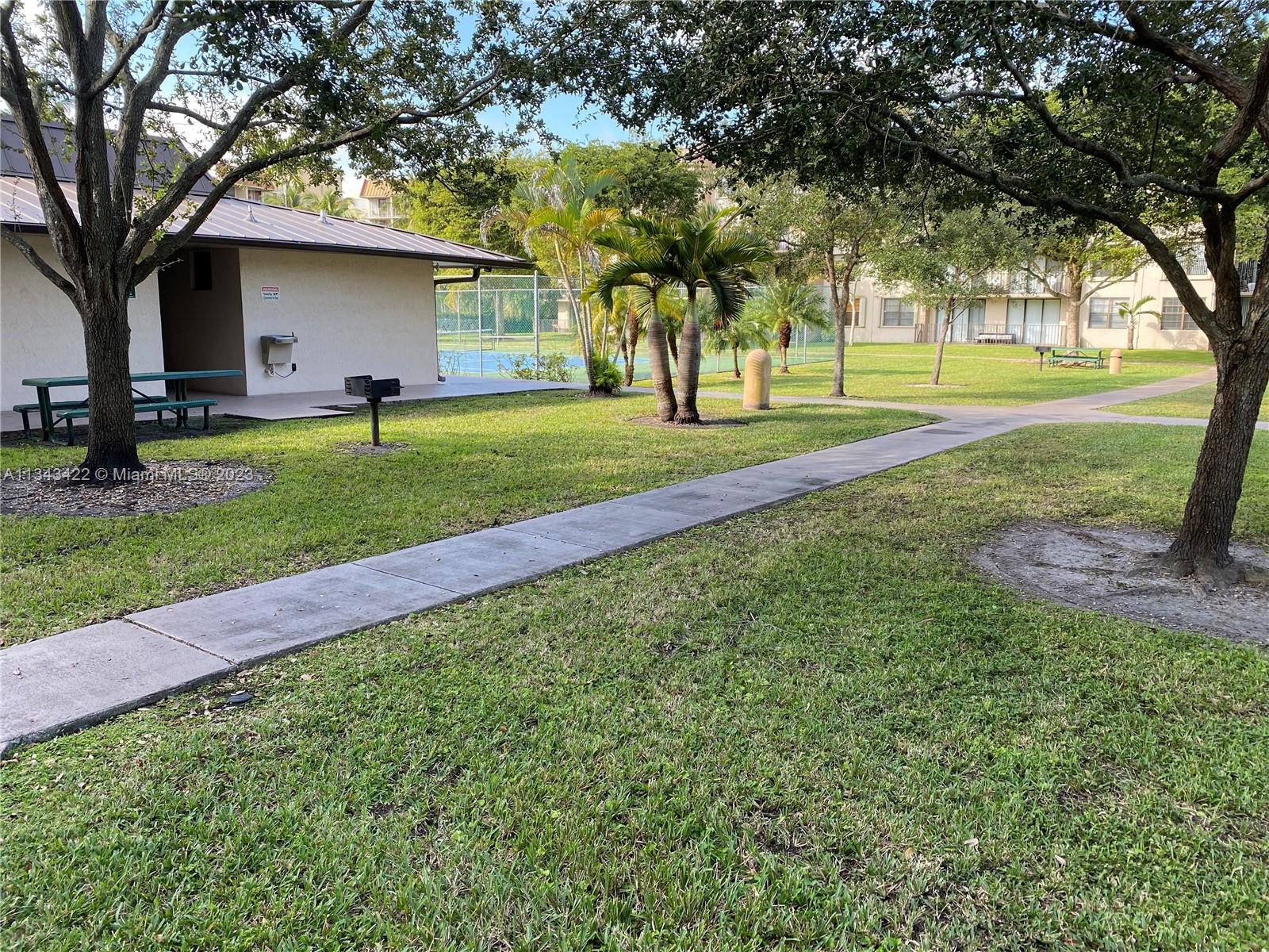 BRIARWINDS CONDO PH II - Residential Lease