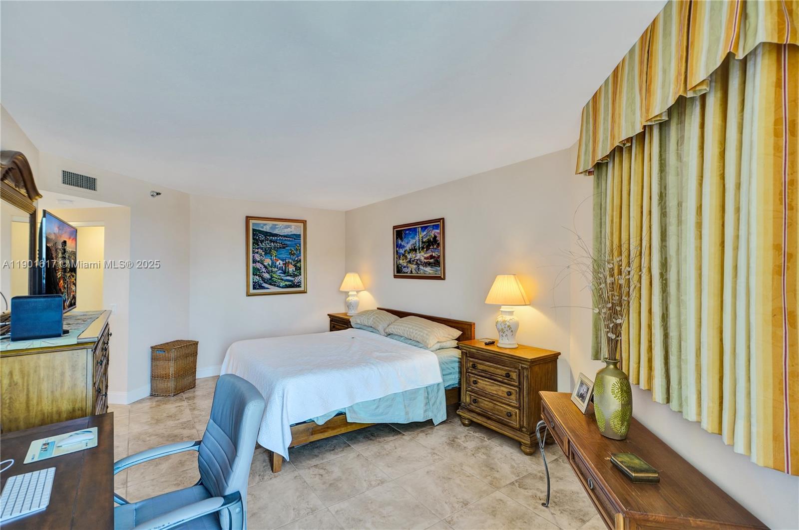 PORTSVIEW @ THE WATERWAYS - Residential