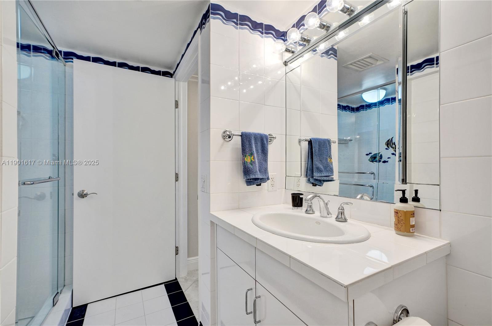 PORTSVIEW @ THE WATERWAYS - Residential