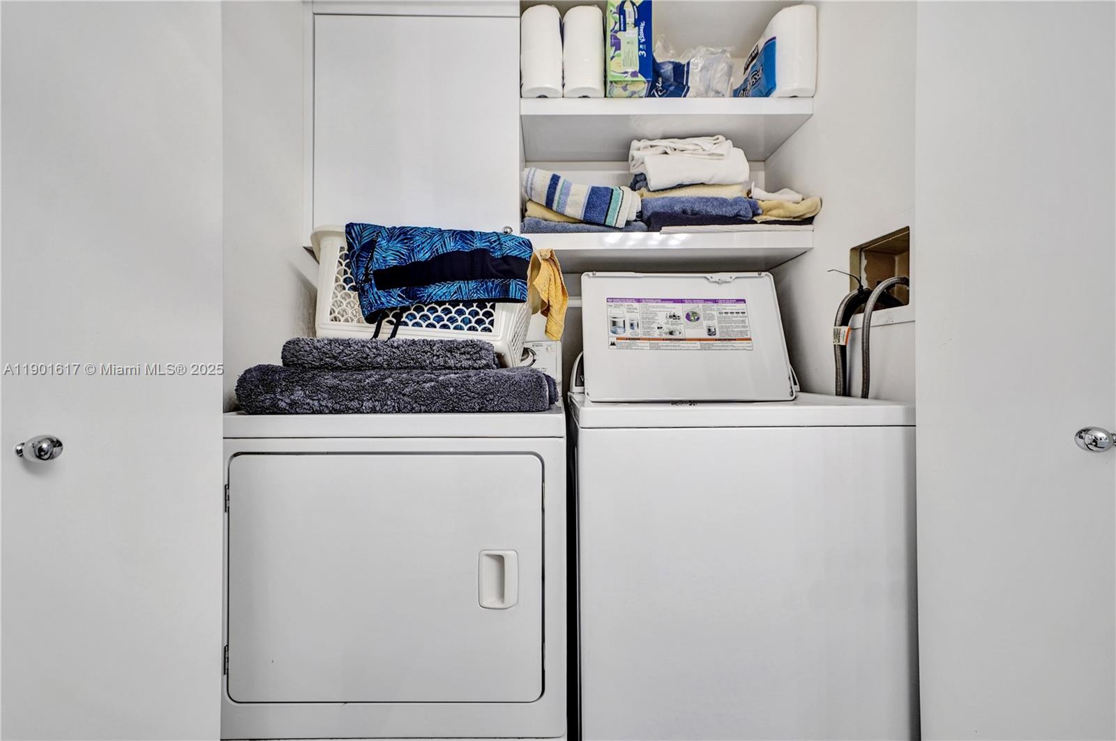 PORTSVIEW @ THE WATERWAYS - Residential