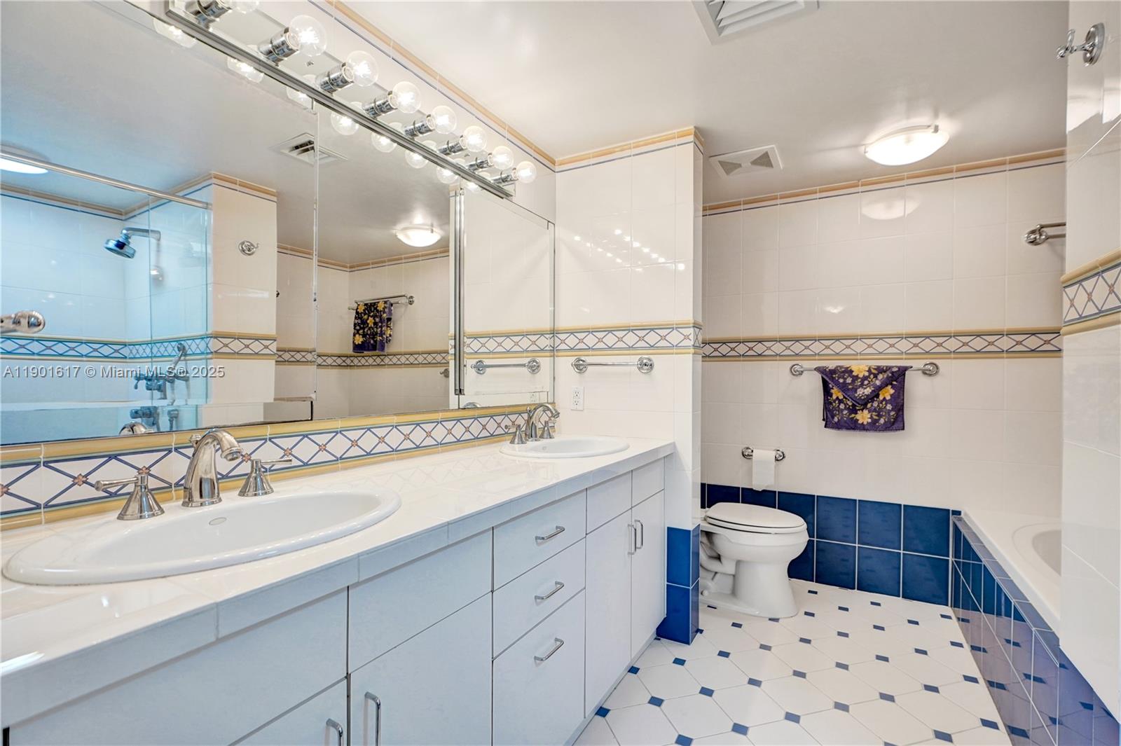 PORTSVIEW @ THE WATERWAYS - Residential