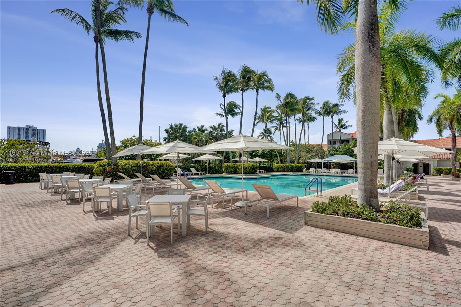 PORTSVIEW @ THE WATERWAYS - Residential