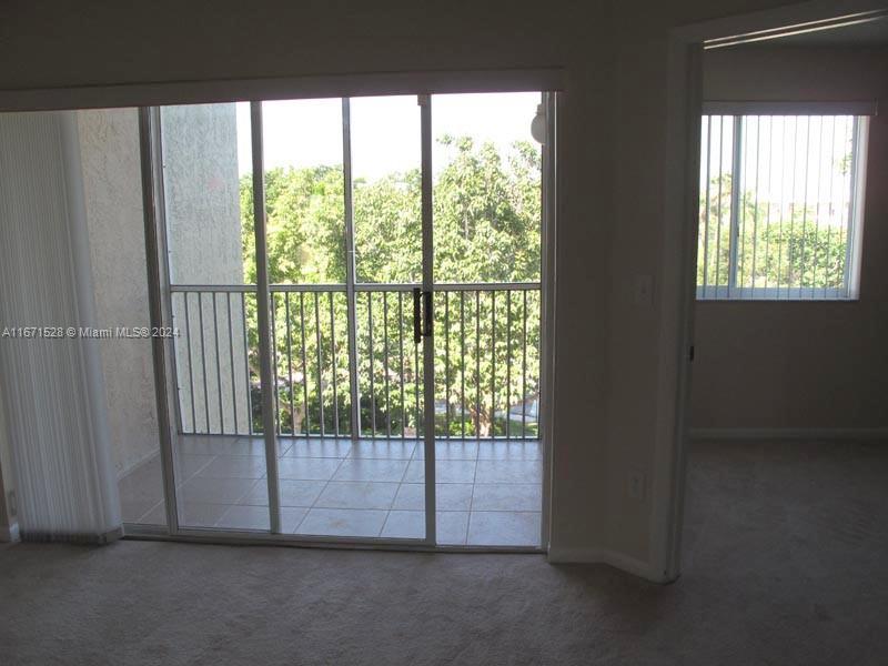 WELDON CONDOMINIUM G - Residential