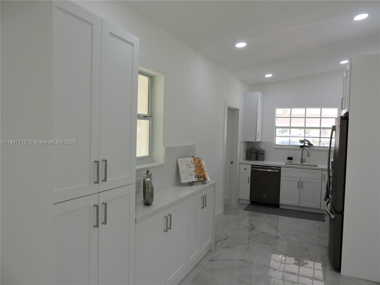 FLEETWOOD GARDENS SEC 1 - Residential