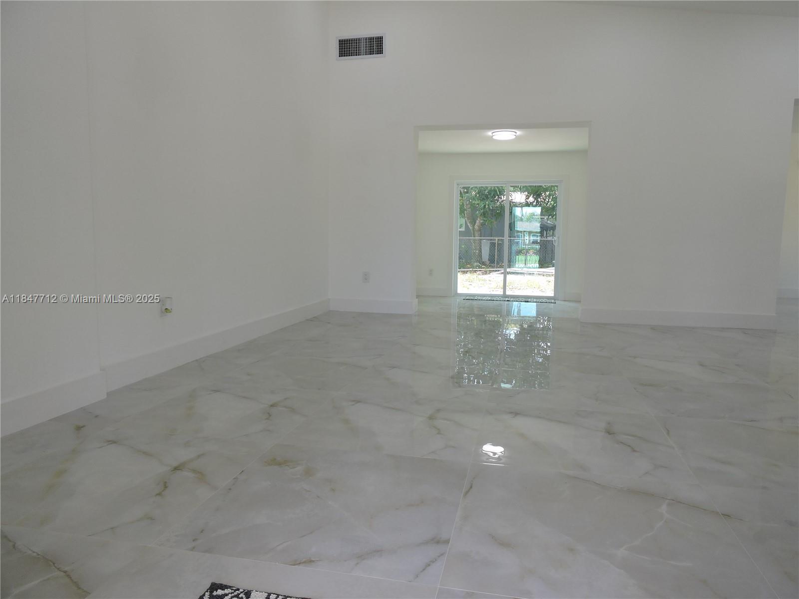 FLEETWOOD GARDENS SEC 1 - Residential