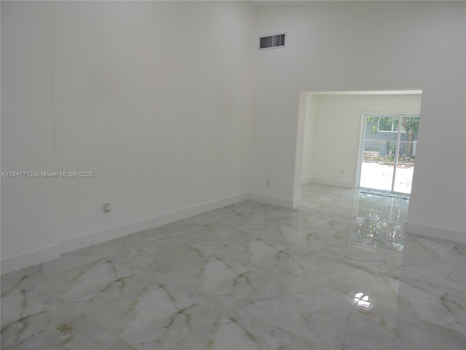 FLEETWOOD GARDENS SEC 1 - Residential