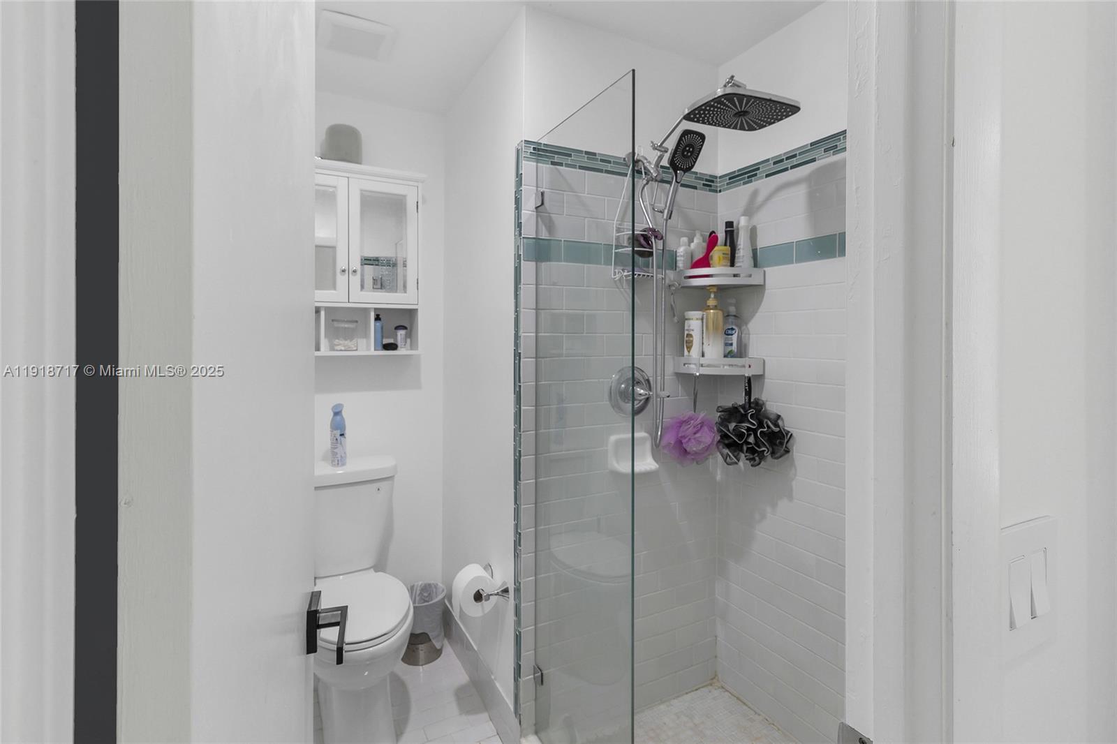 SAN SEBASTIAN TWNHSES - Residential Lease