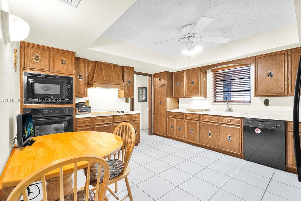 OLD CUTLER GROVE - Residential