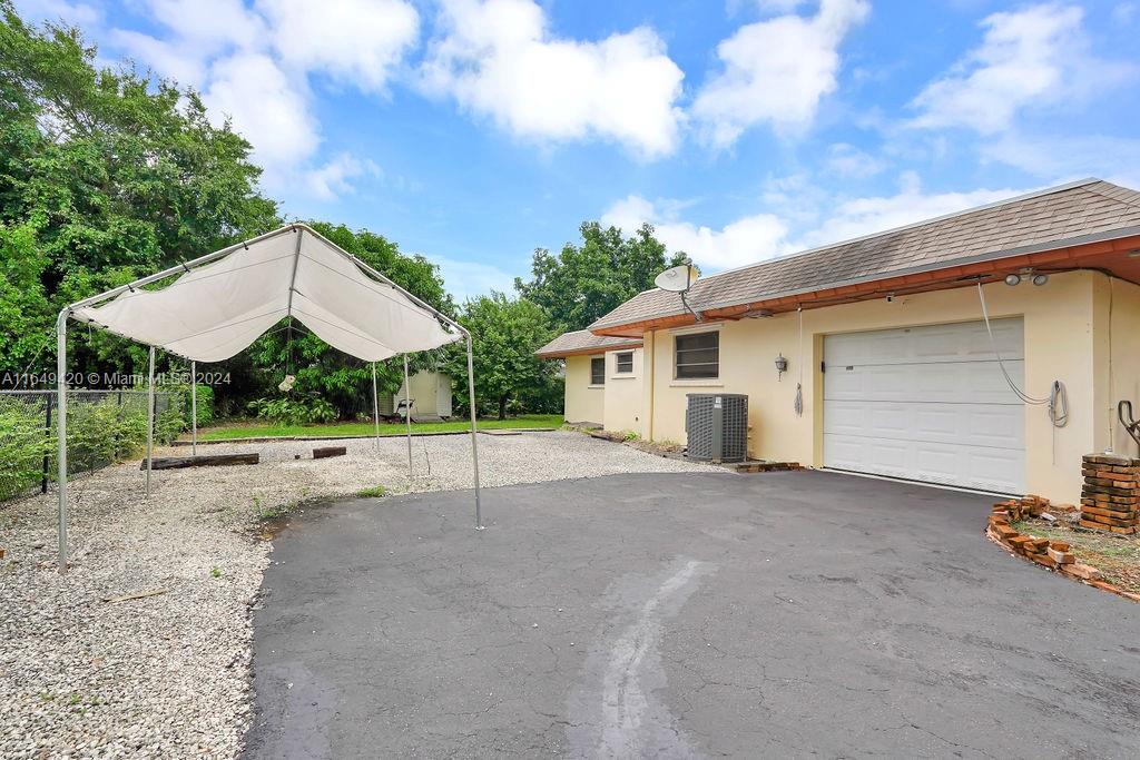 OLD CUTLER GROVE - Residential