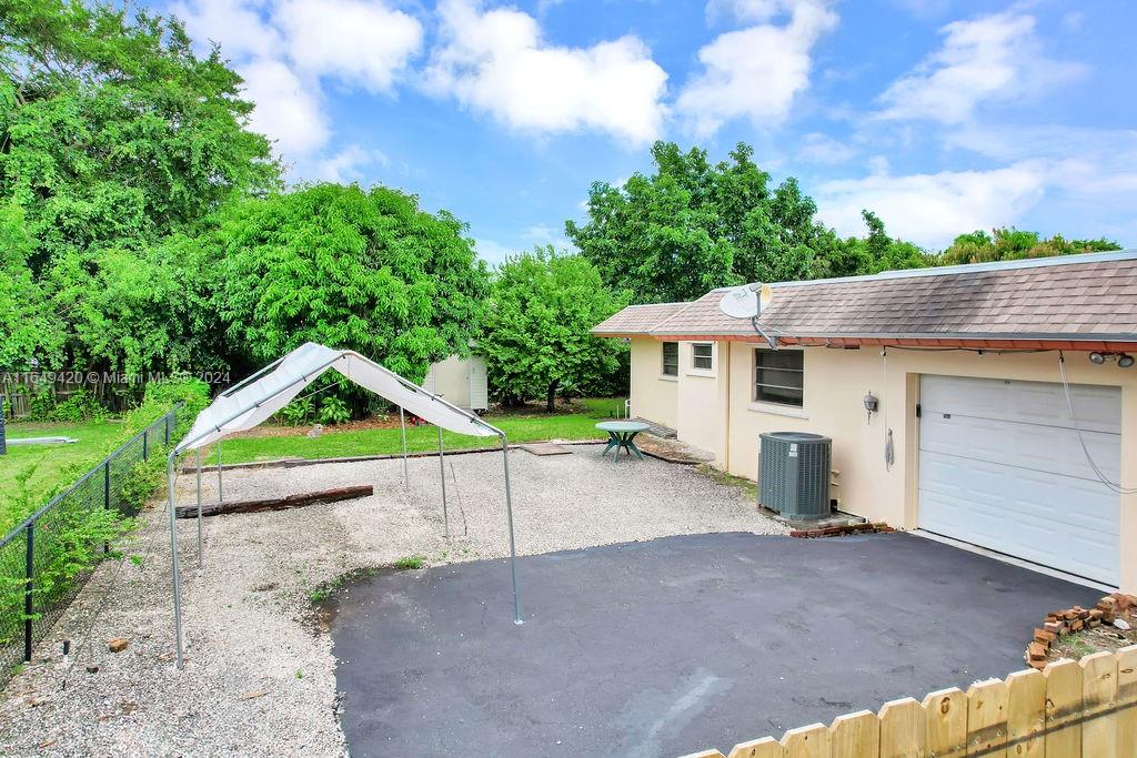 OLD CUTLER GROVE - Residential