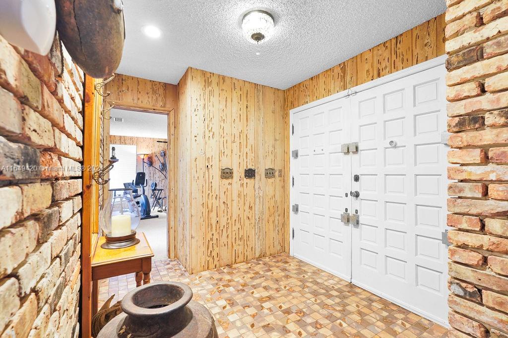 OLD CUTLER GROVE - Residential