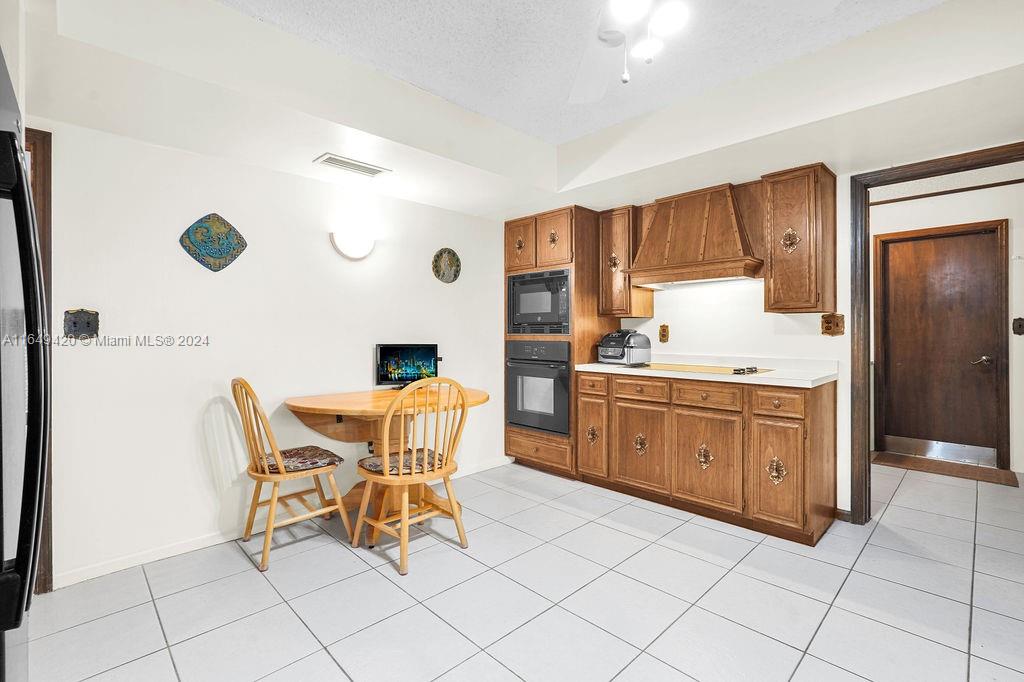 OLD CUTLER GROVE - Residential