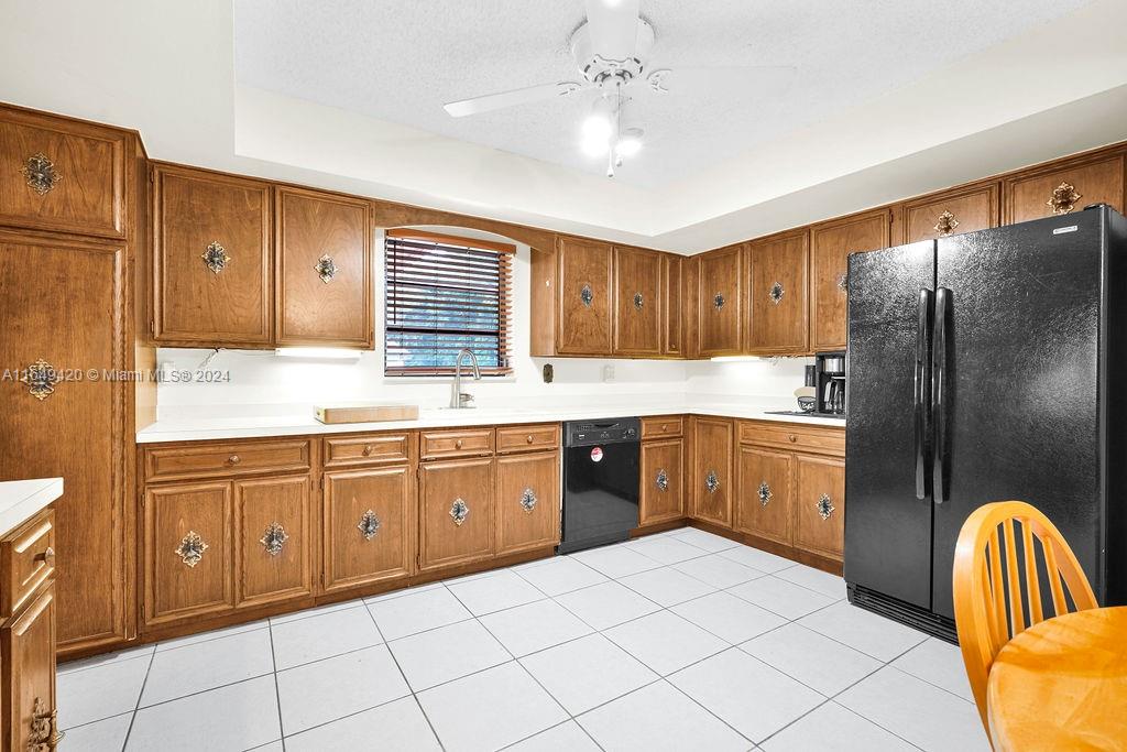 OLD CUTLER GROVE - Residential