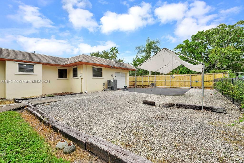 OLD CUTLER GROVE - Residential