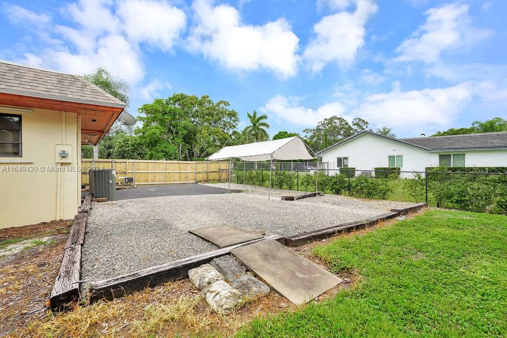 OLD CUTLER GROVE - Residential