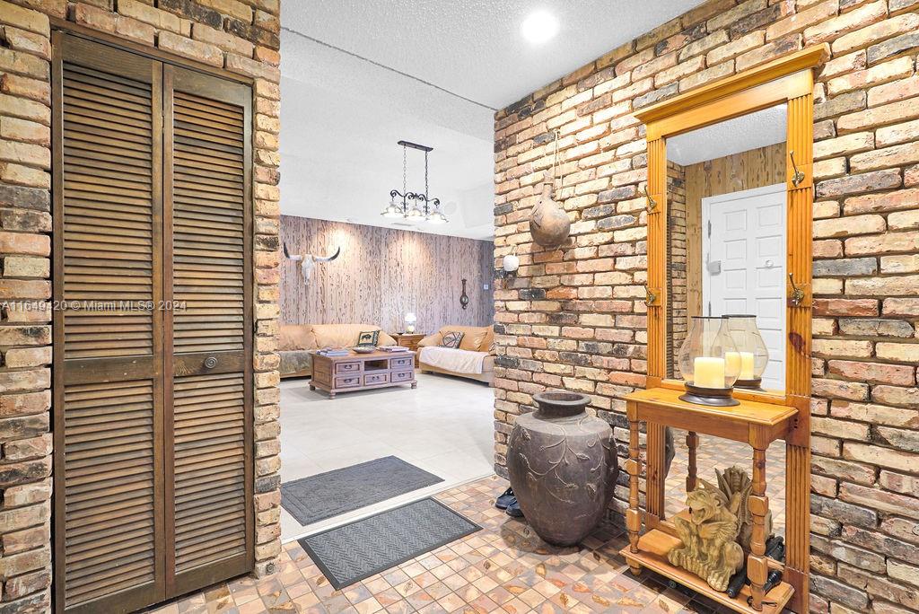 OLD CUTLER GROVE - Residential