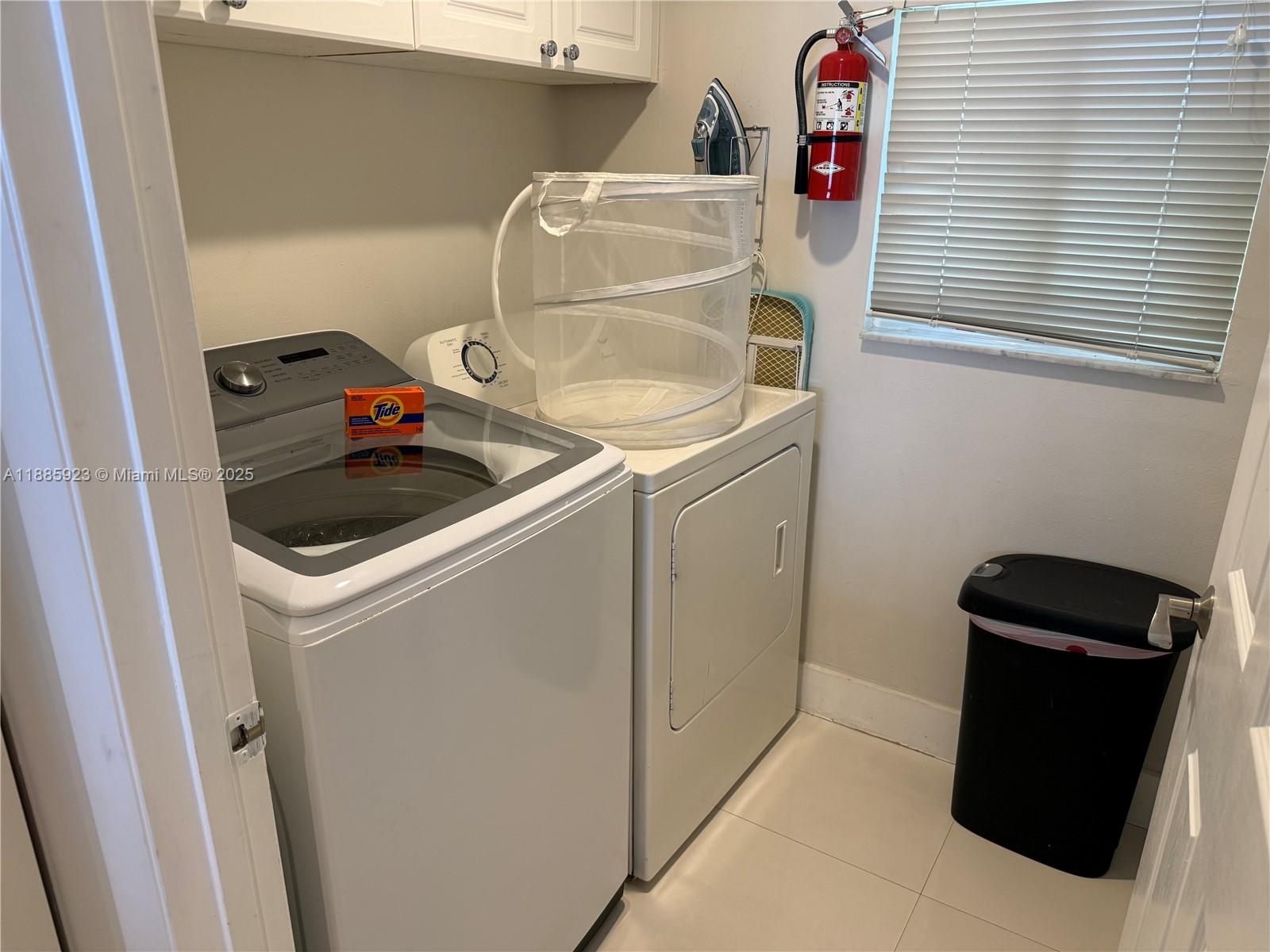 GOLDEN BAY CLUB CONDO - Residential Lease