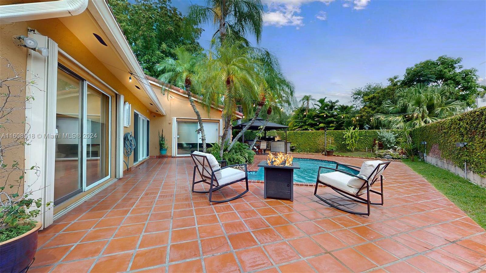 HAMMOCKS SEC 3 - Residential Lease