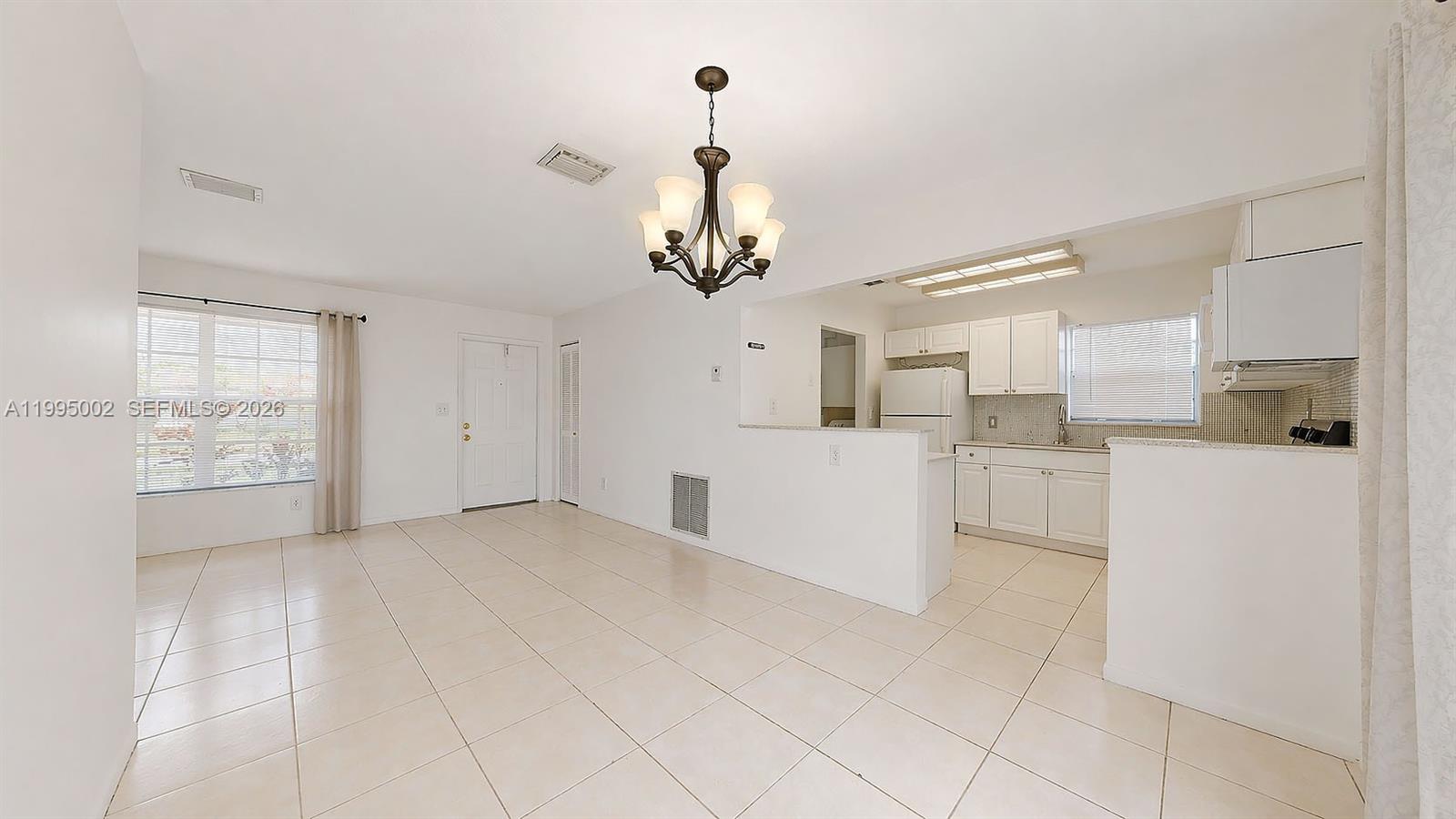 FAIRWAY ESTS SEC FIVE - Residential
