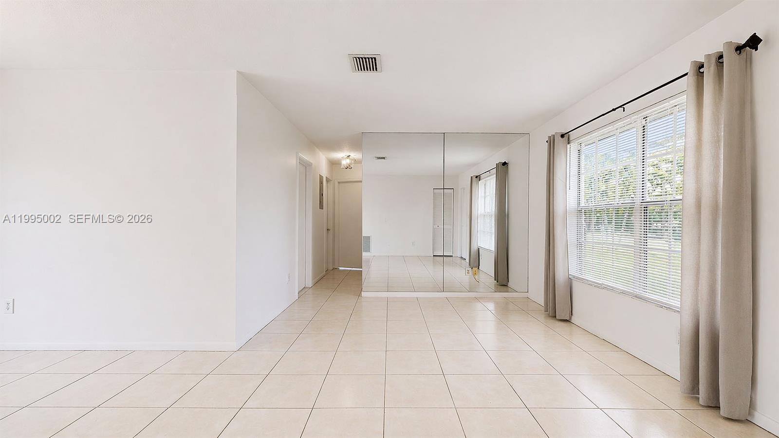 FAIRWAY ESTS SEC FIVE - Residential