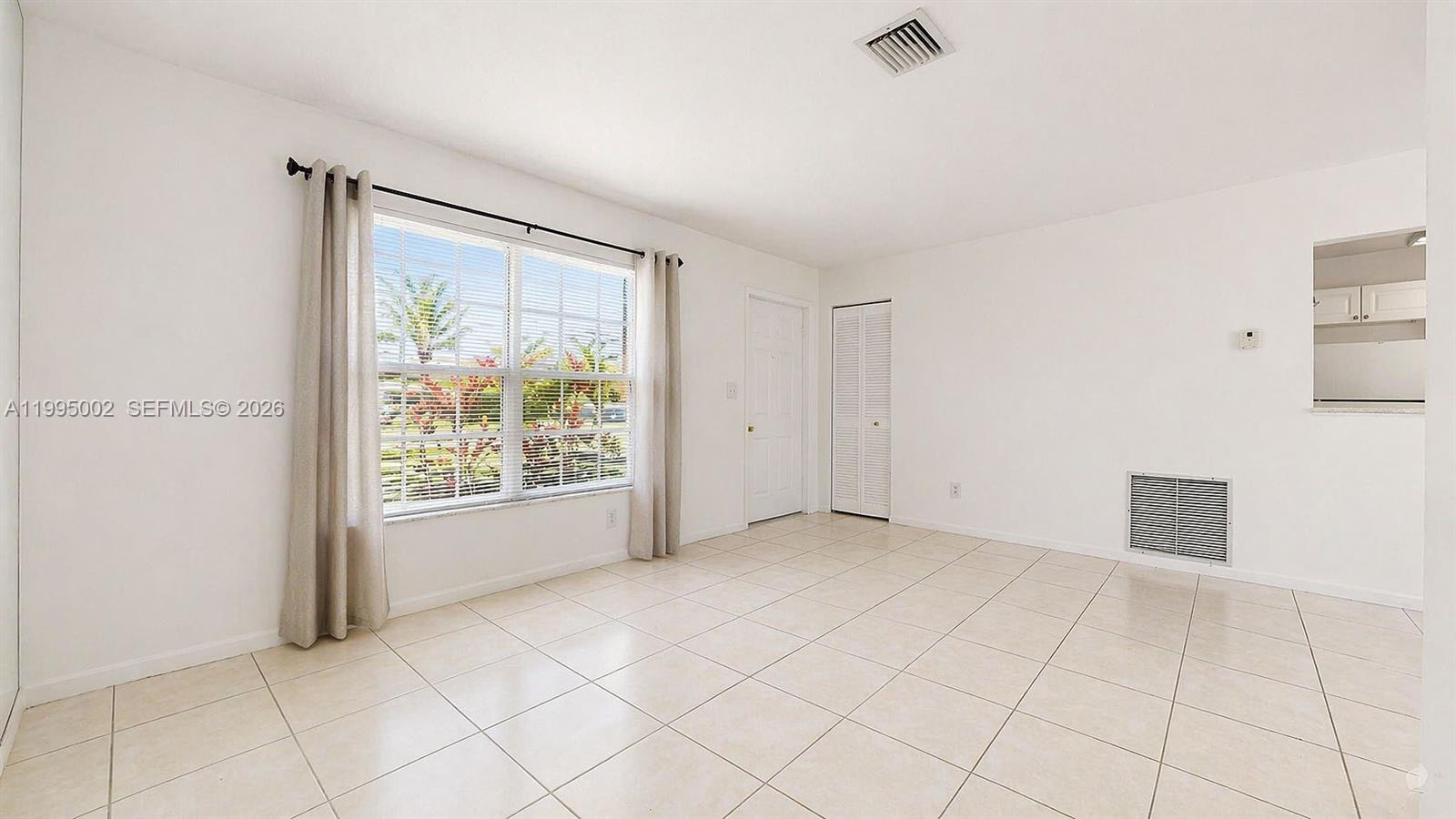 FAIRWAY ESTS SEC FIVE - Residential