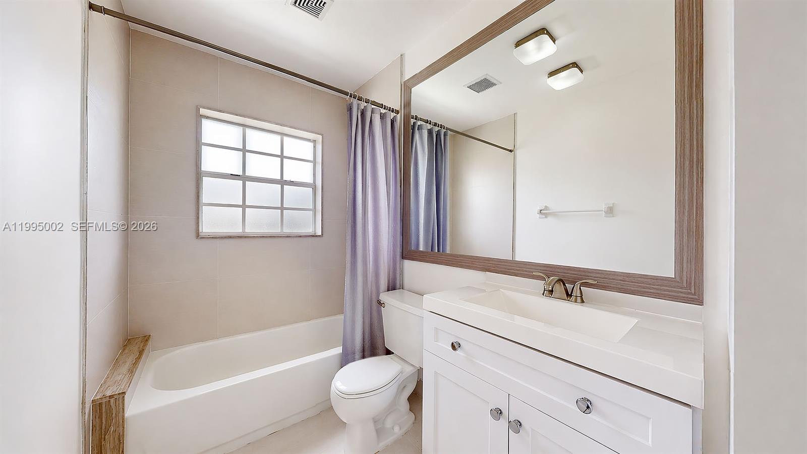 FAIRWAY ESTS SEC FIVE - Residential