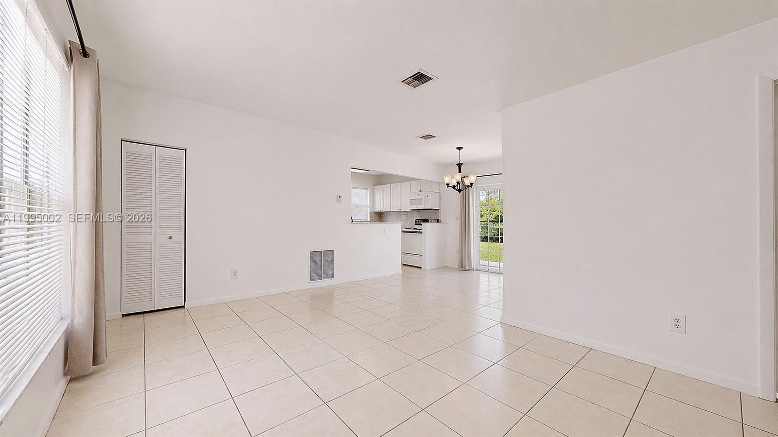 FAIRWAY ESTS SEC FIVE - Residential