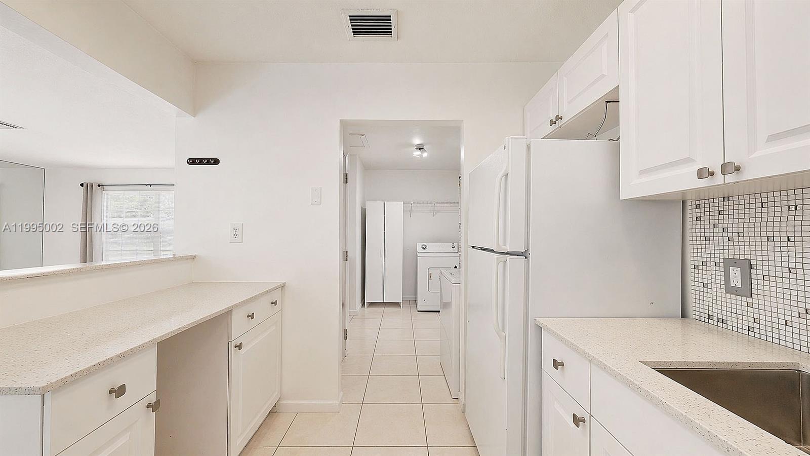 FAIRWAY ESTS SEC FIVE - Residential