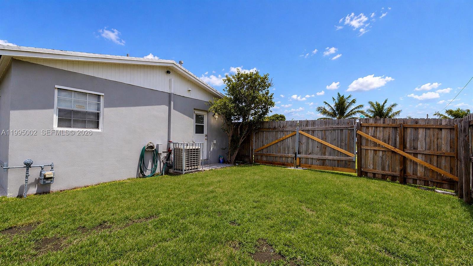 FAIRWAY ESTS SEC FIVE - Residential