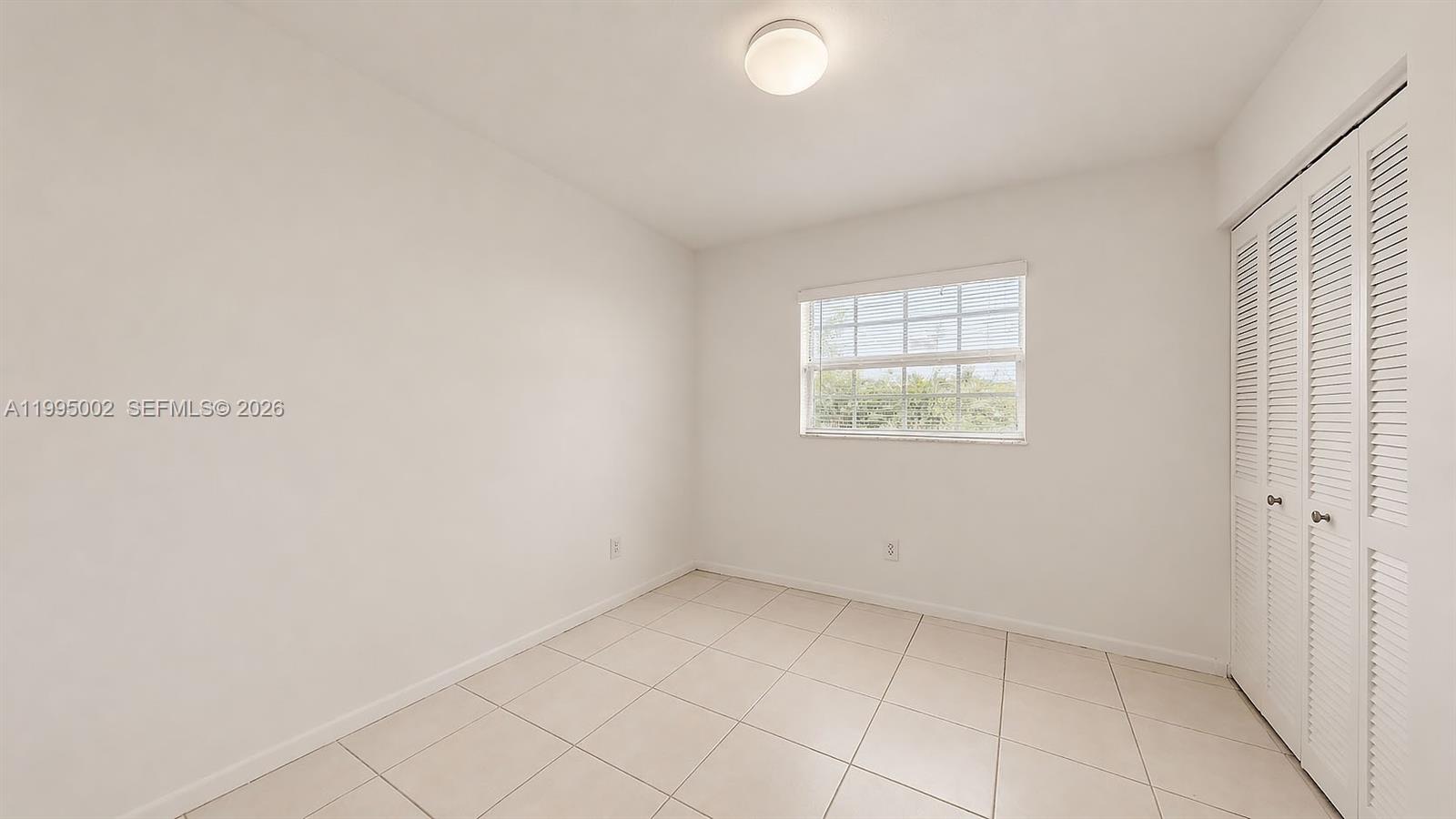 FAIRWAY ESTS SEC FIVE - Residential
