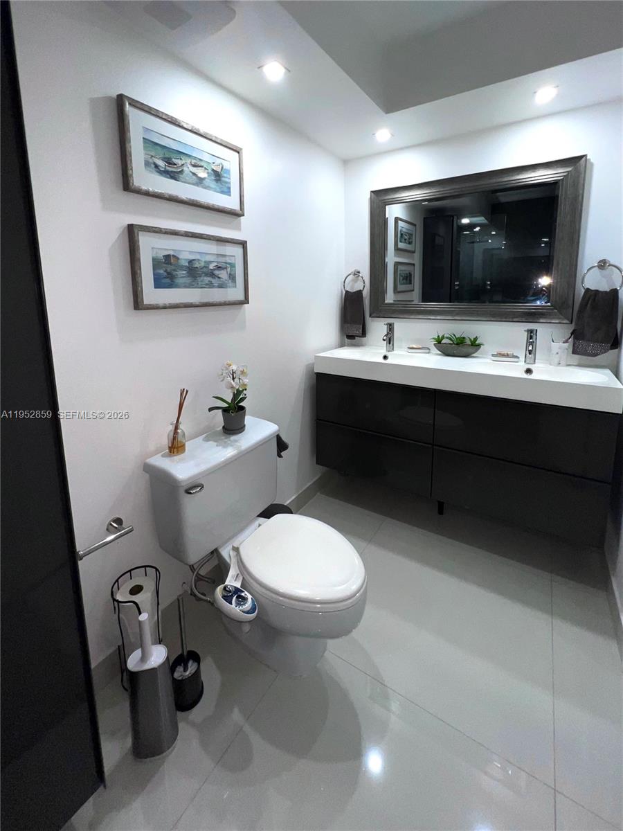 AQUASOL CONDO - Residential