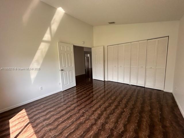 EXECUTIVE ESTATES - Residential Lease