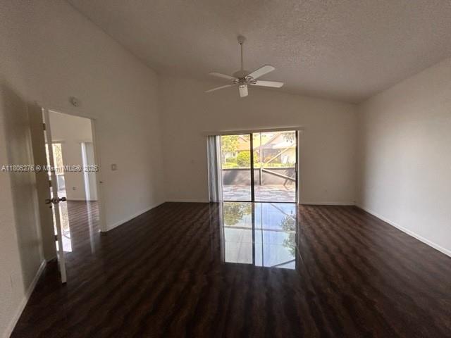 EXECUTIVE ESTATES - Residential Lease