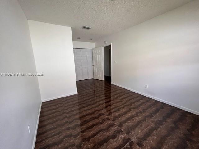EXECUTIVE ESTATES - Residential Lease