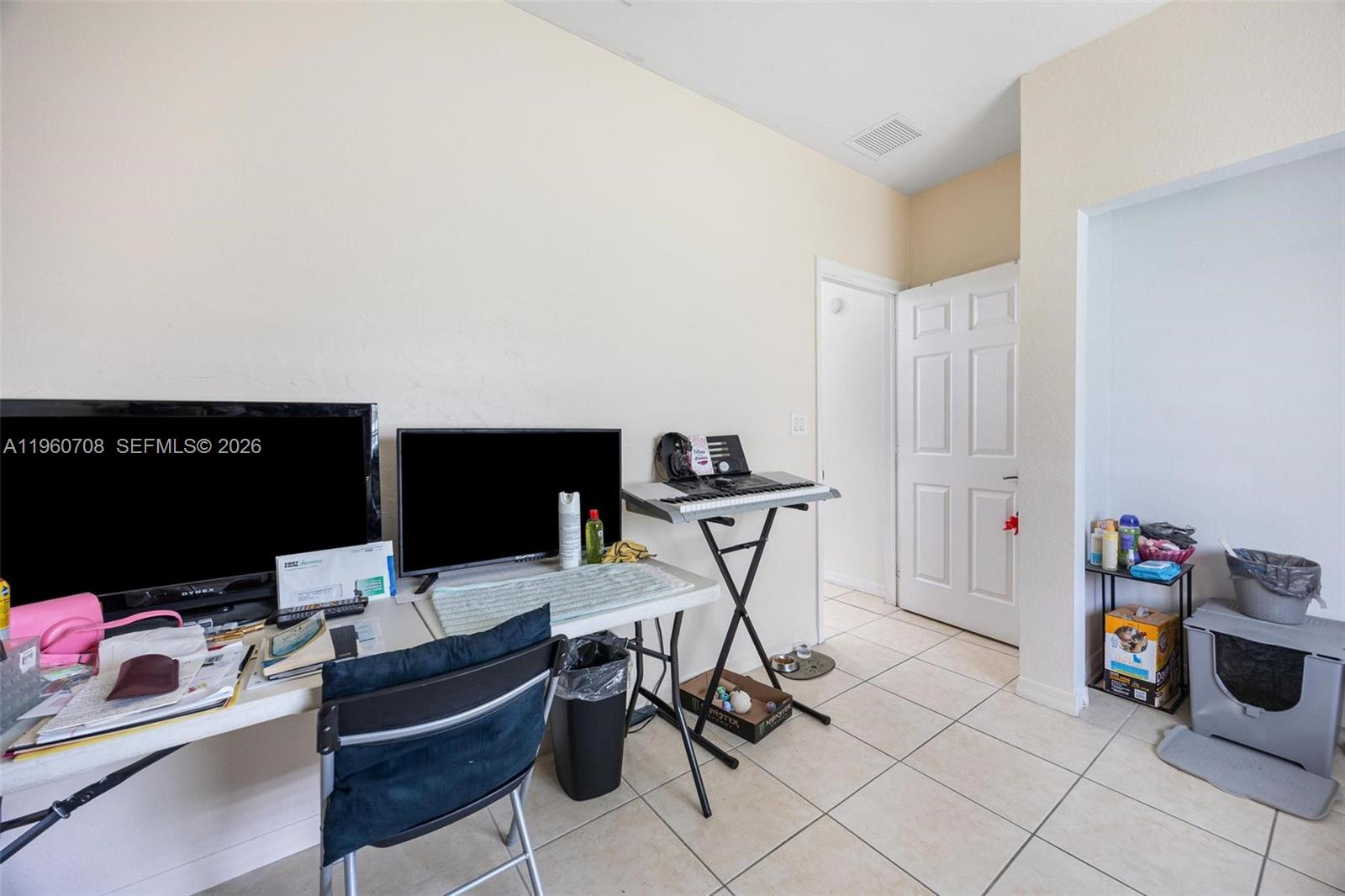 CHATEAU ROYAL ESTATES - Residential