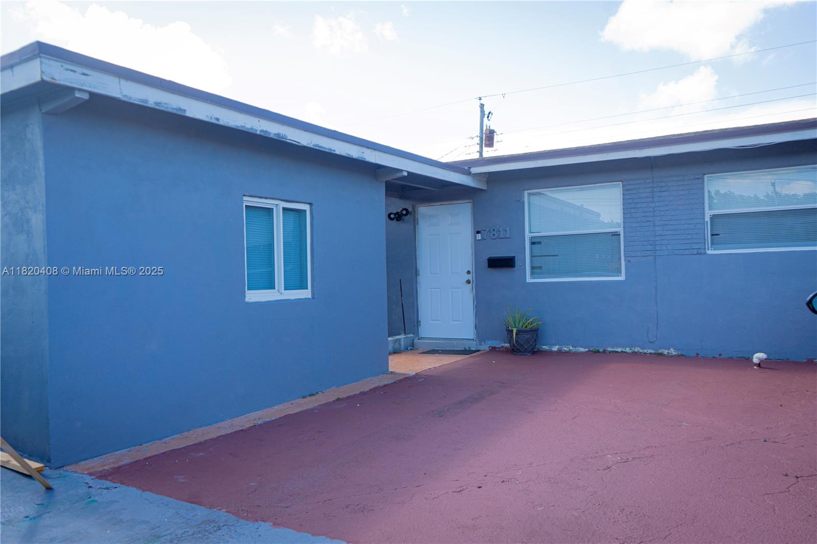 7811 Sheridan St, Hollywood, Broward County, Florida - 3 Bedrooms  
2 Bathrooms - 