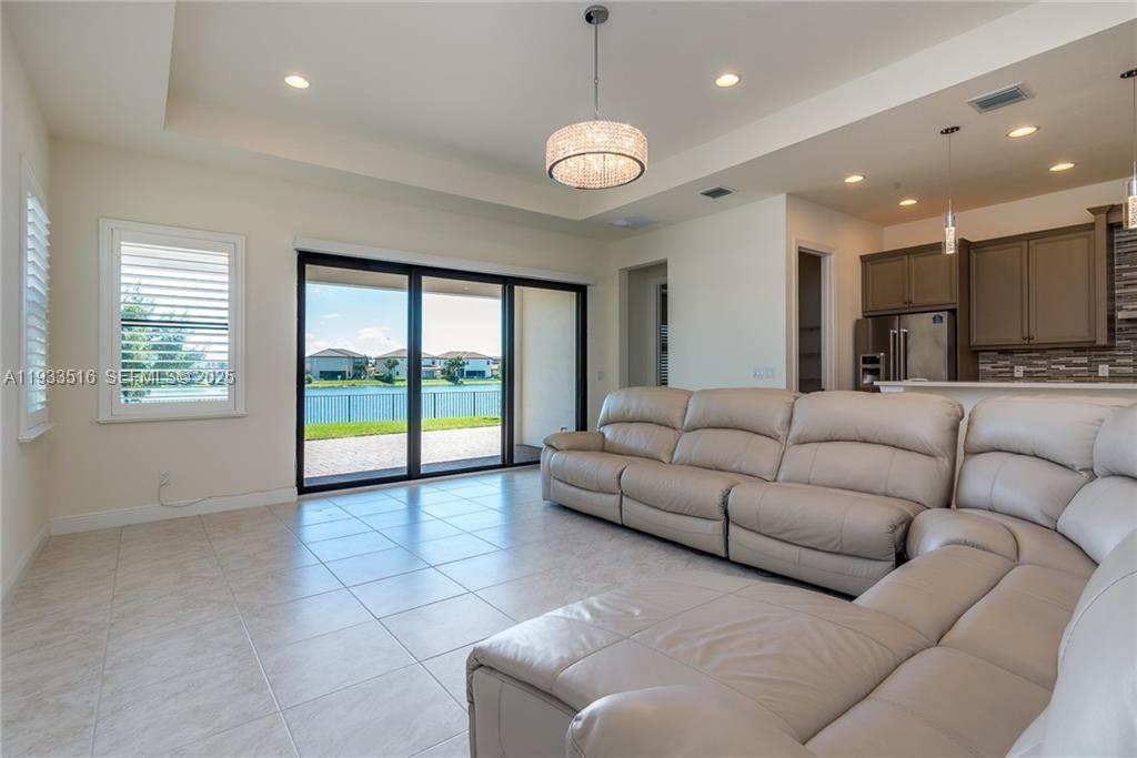 HERON BAY NORTH PLAT 4 - Residential