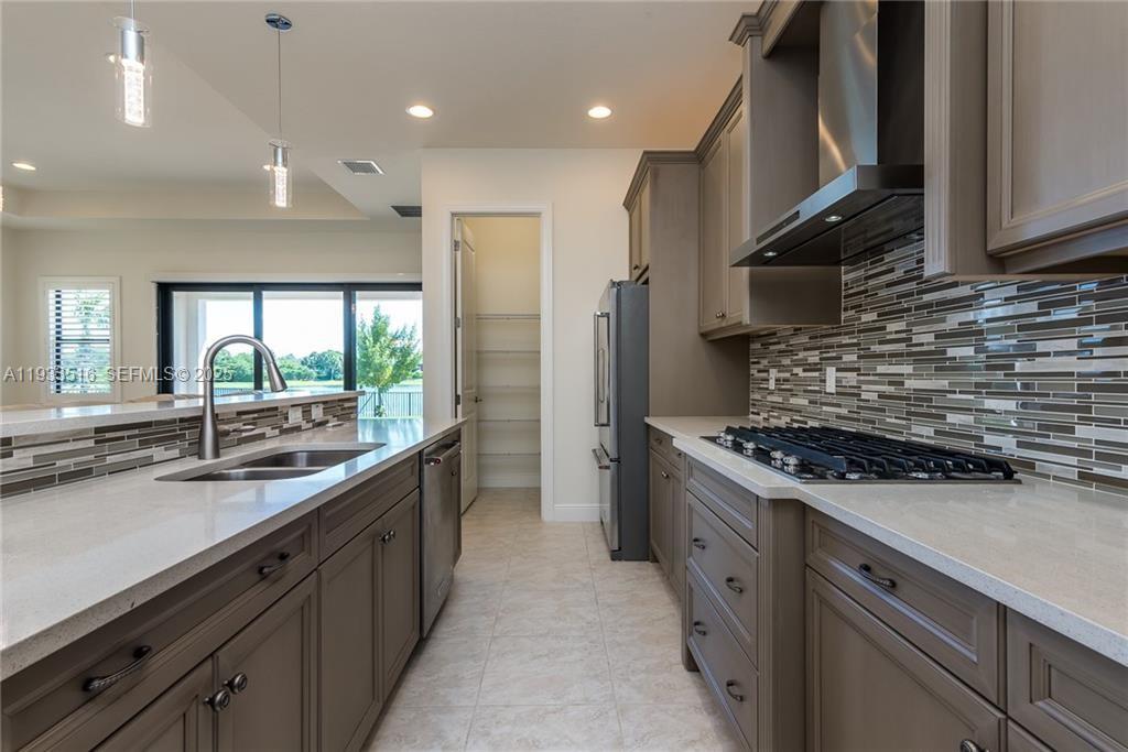 HERON BAY NORTH PLAT 4 - Residential